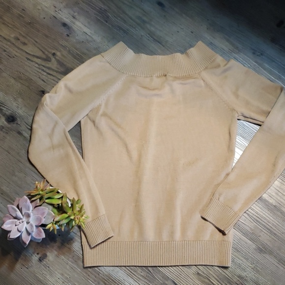 Ann Taylor Vintage light brown sweater - Picture 3 of 3